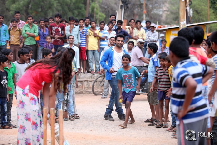 Nee Jathaga Nenundali